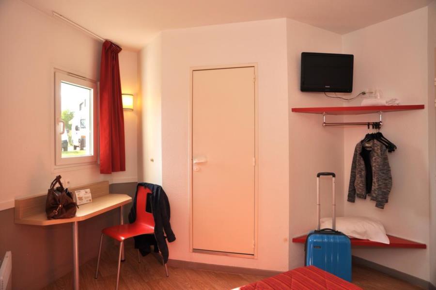 Premiere Classe Est - Technopole *